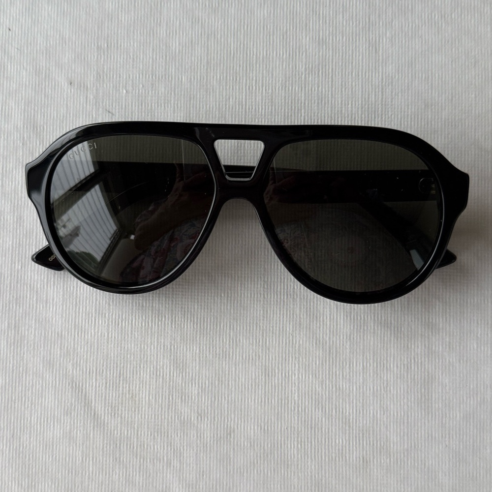 GUCCI black aviator unisex sunglasses never worn with case #GG0159SN